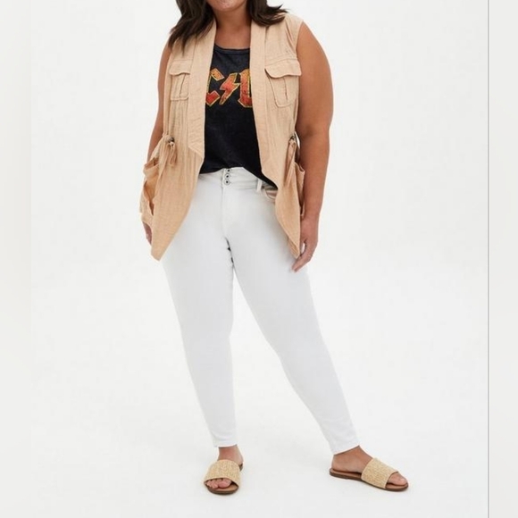 Torrid Gauze Drape Front Vest - Picture 3 of 10